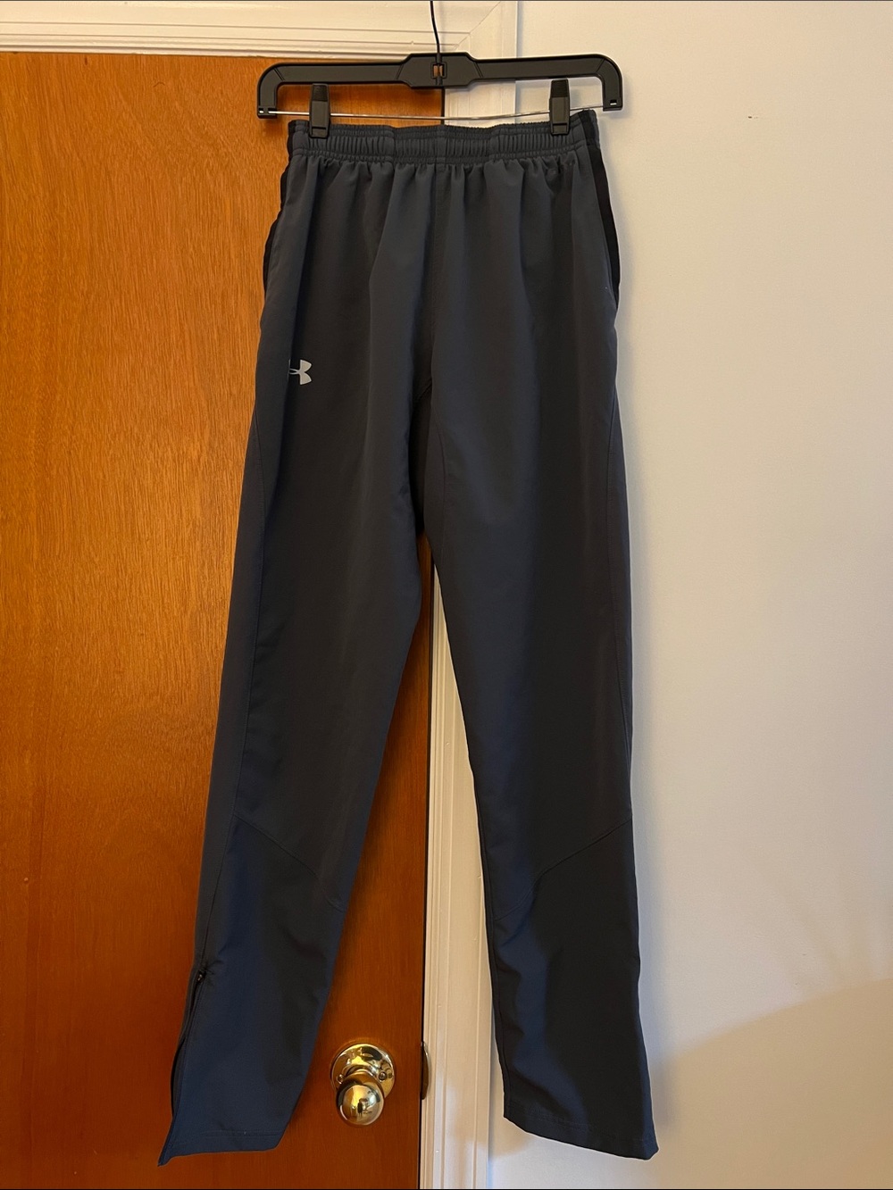 Under Armour Men's Dark Gray Performance Joggers